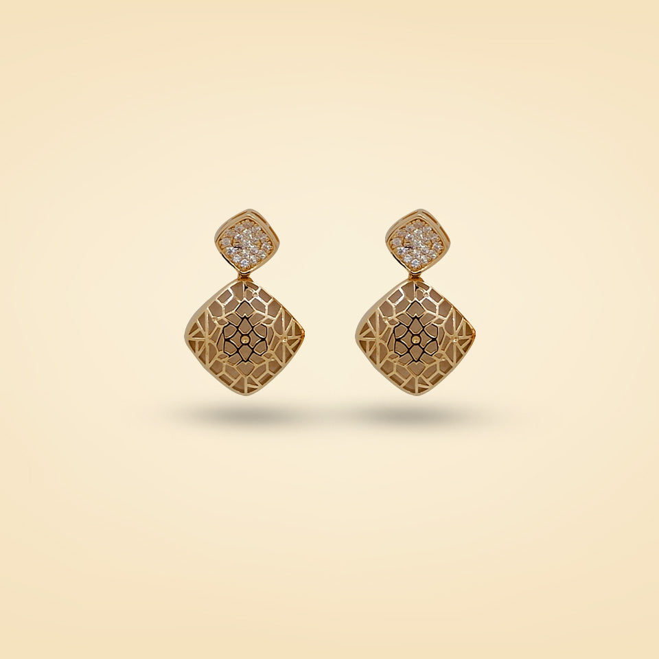 Golden Lattice Elegance Drop Earrings