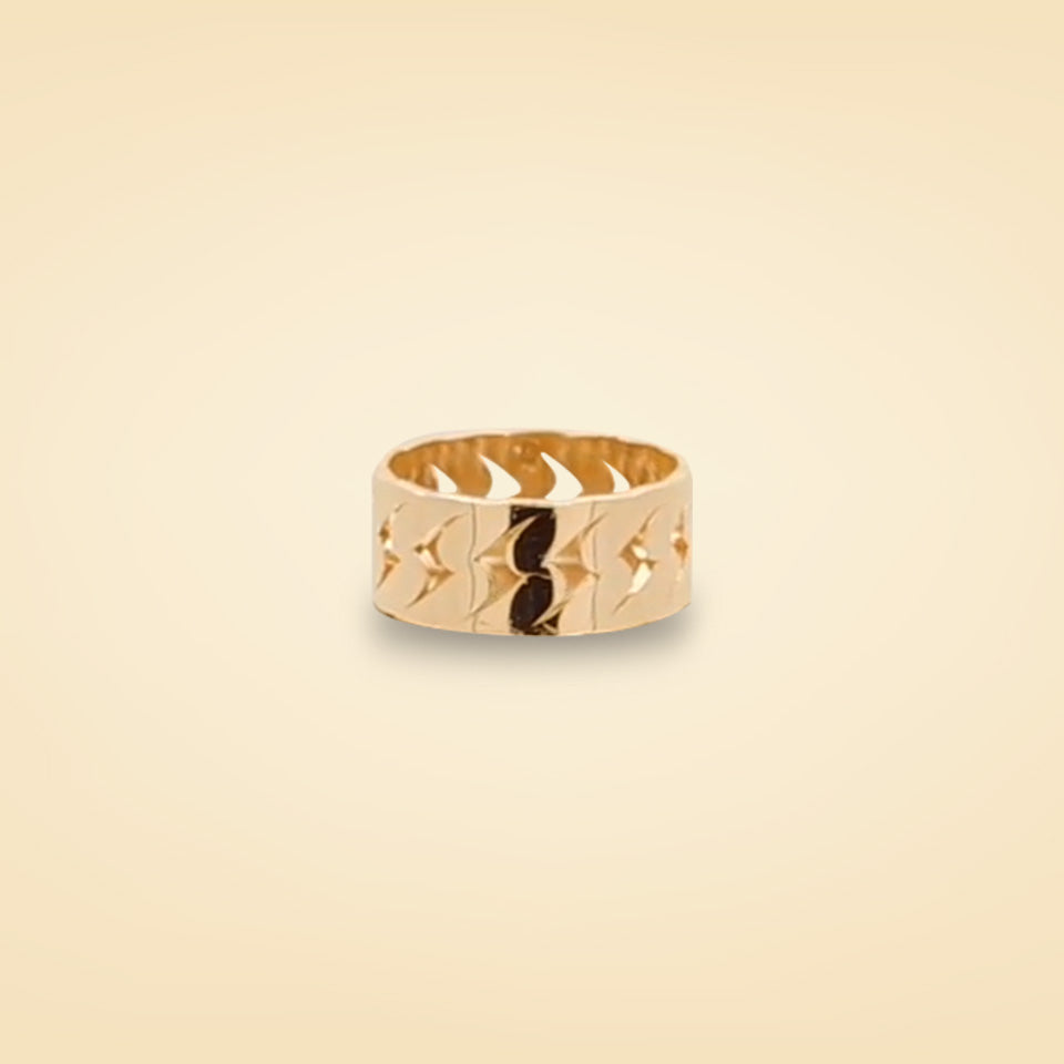 Classic Carved Gold Ring
